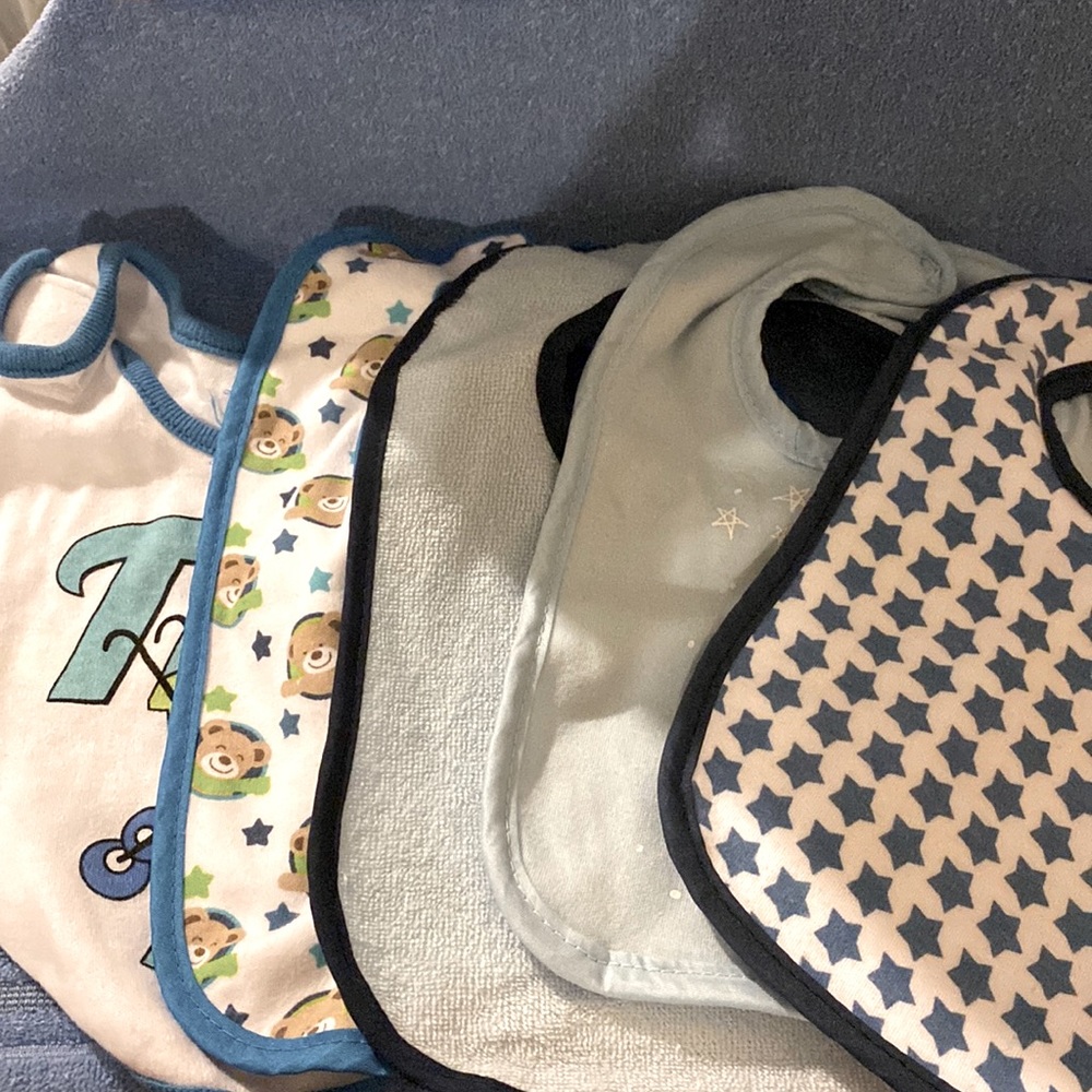 5 Baby Bibs